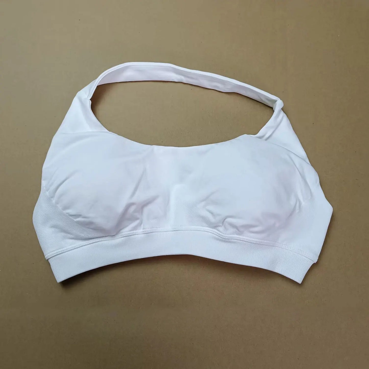 Seamless Halter Workout Sports Bra with High Support