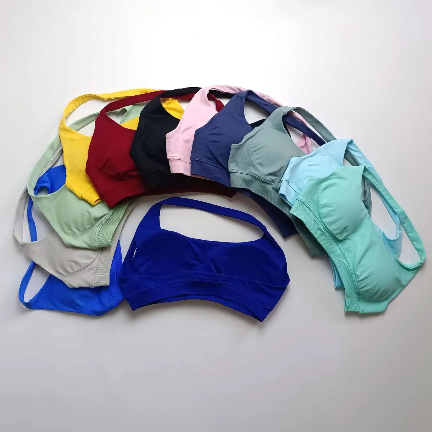 Seamless Halter Workout Sports Bra with High Support